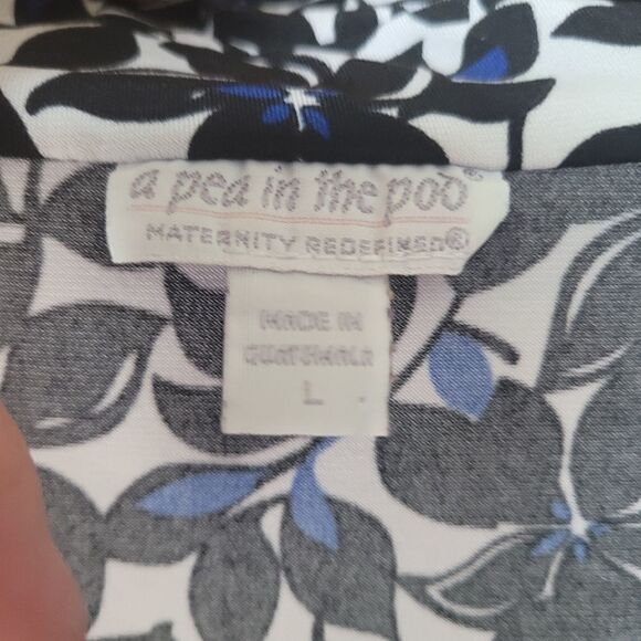 Floral Maternity Dress - Picture 3 of 4